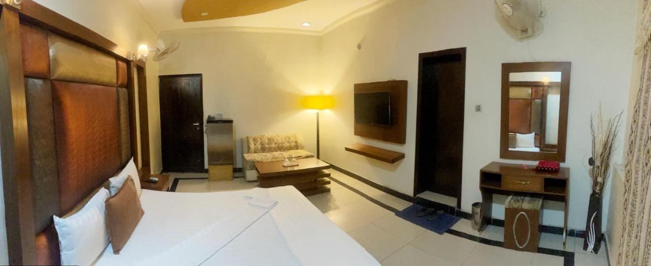 Hotel Μουλτάν Εξωτερικό φωτογραφία