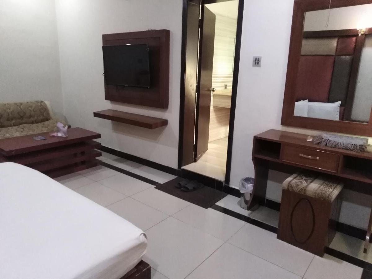 Hotel Μουλτάν Εξωτερικό φωτογραφία
